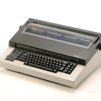 olivetti et 101